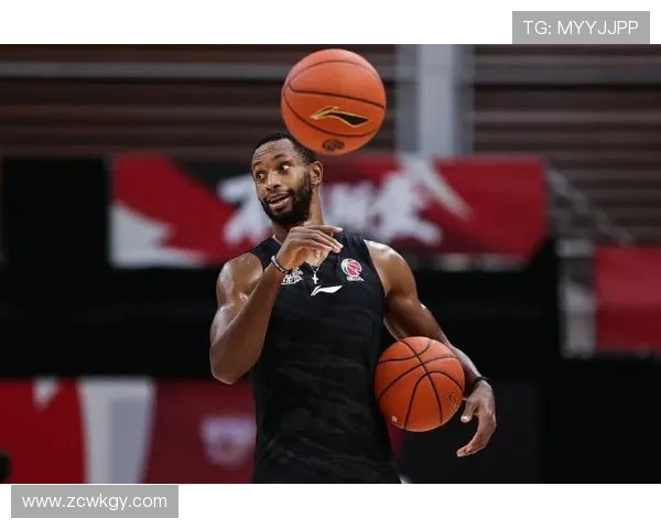 官方通报崔鹏冲击裁判禁赛六场